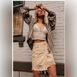 FREE PEOPLE PARKER WRAP DENIM GRUNGE MINI SKIRT BUTTER CREAM SZ 24